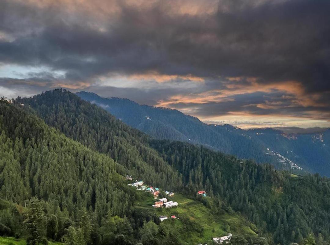 The Heritage Home Kasauli I Pine View Serviced Villa I Best Seller I Vacations I Family Events I Sky Bonfire I Kasauli By Exotic Stays Exterior foto